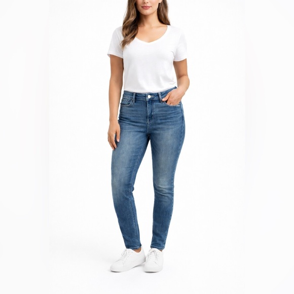 Old Navy Denim - Old Navy Mid-Rise Skinny Jeans Size 12 Medium Wash Stretch Denim